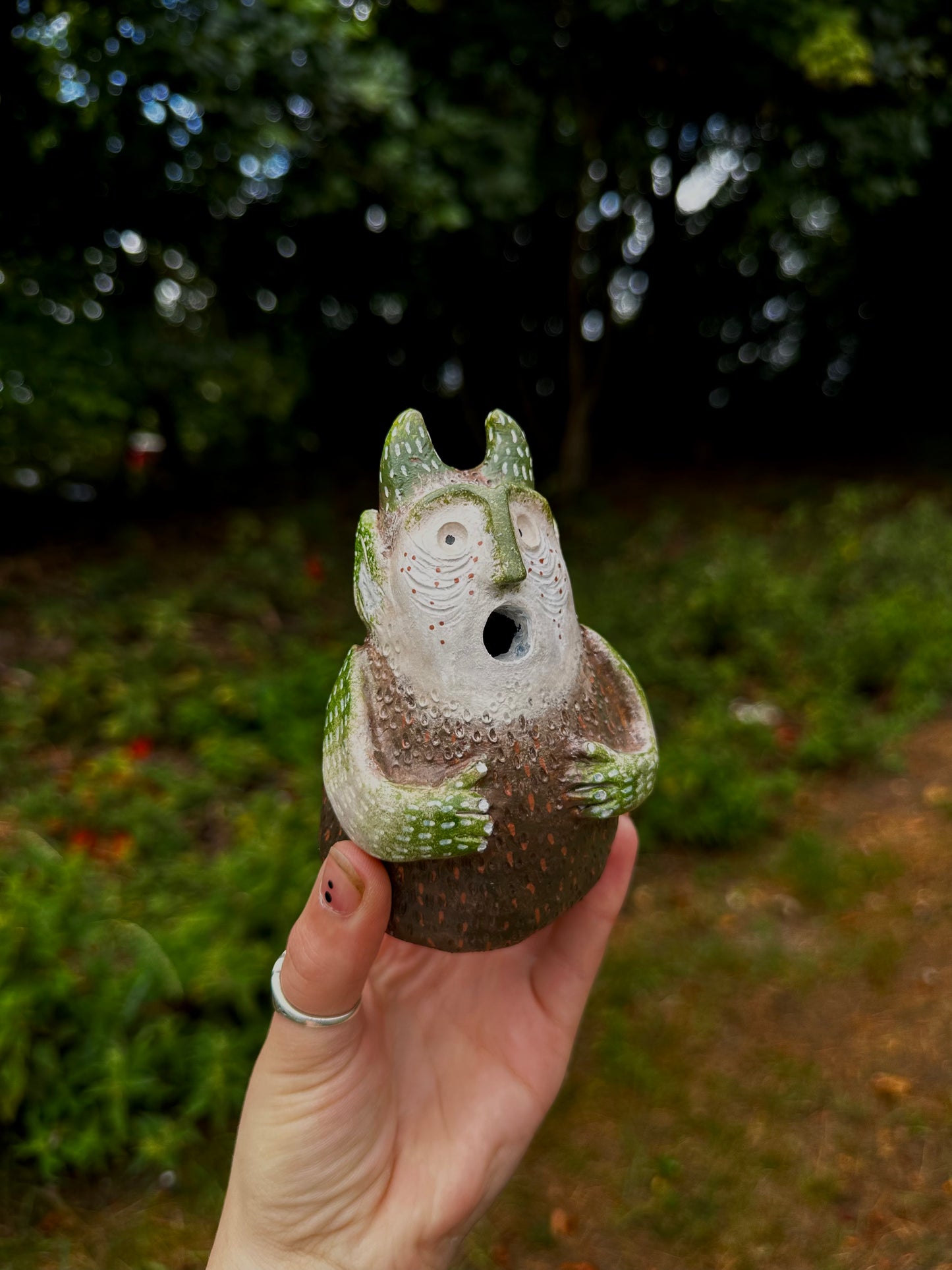 The slumping exhale incense creature.