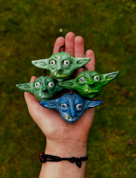 Goblin light pulley or tingle-tangle