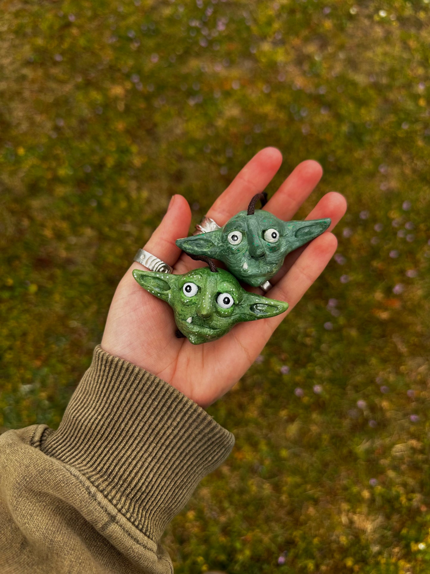 Goblin light pulley or tingle-tangle
