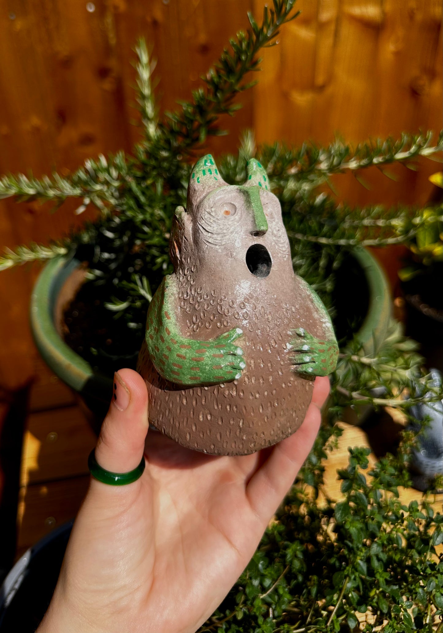 The slumping exhale incense creature.