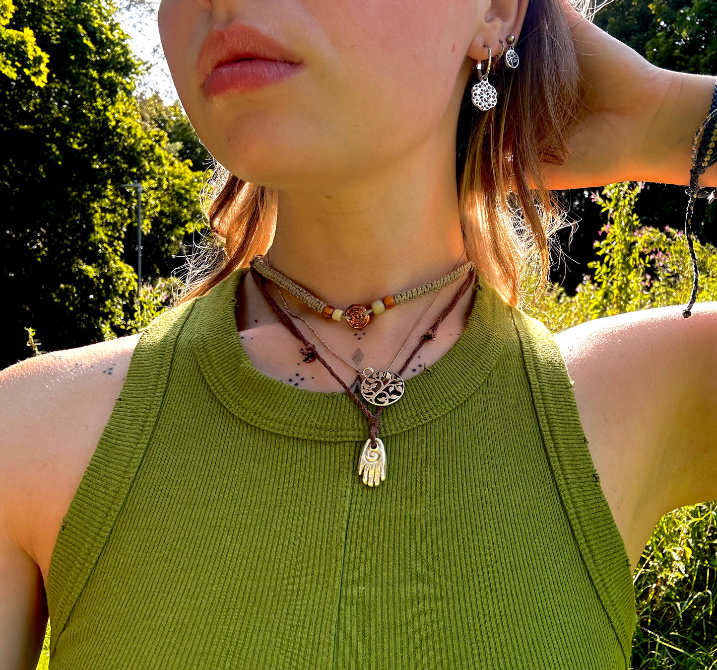 Copper pendant macramé choker necklace.