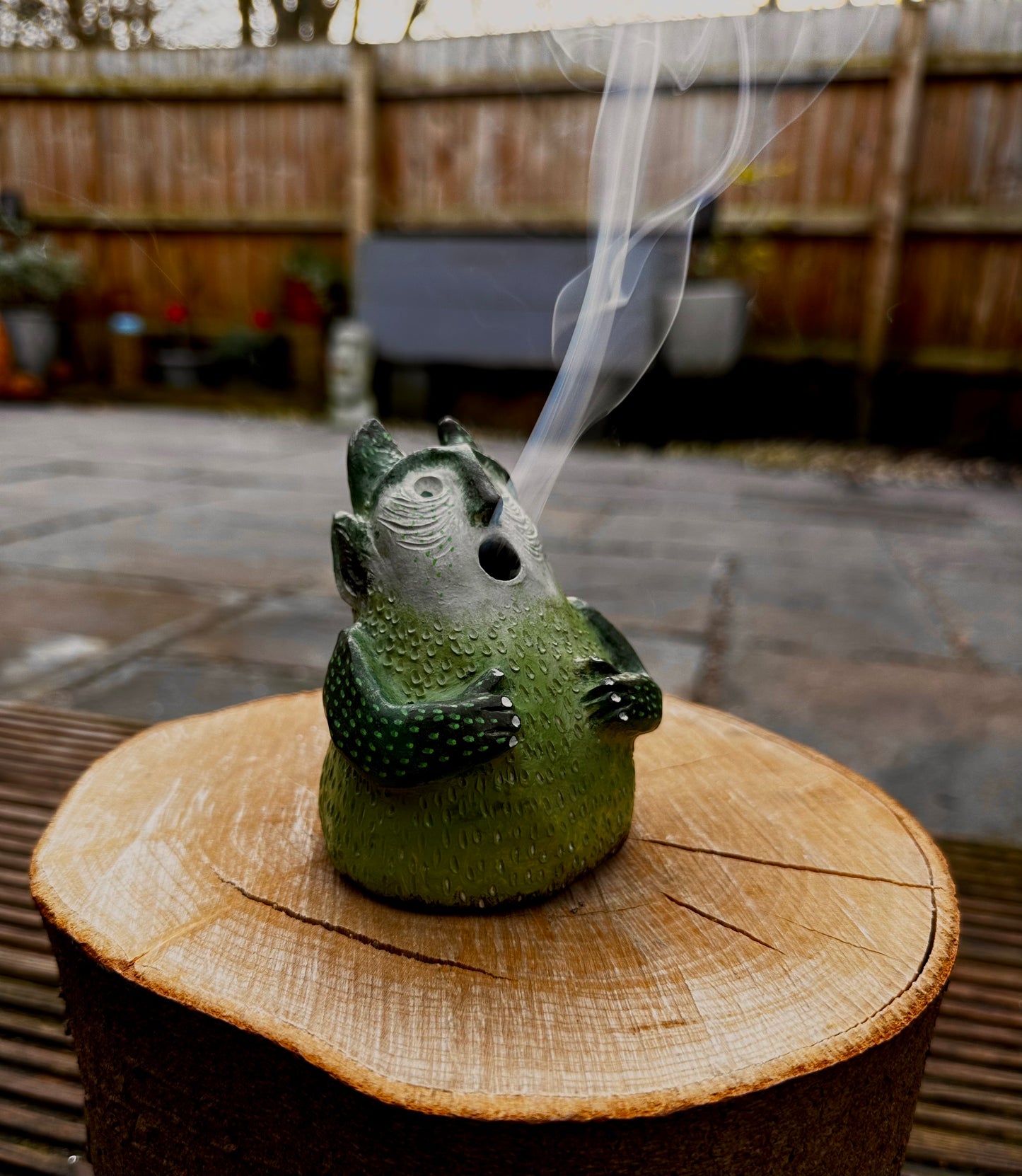 The slumping exhale incense creature.