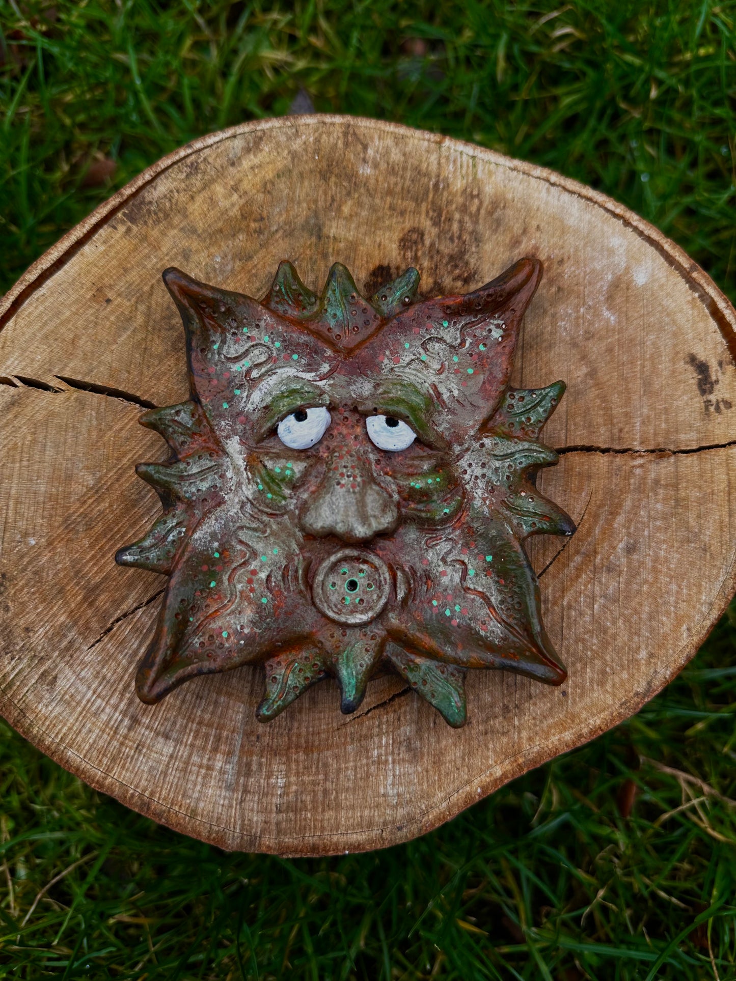 The leafy guy- Multi use decor piece.